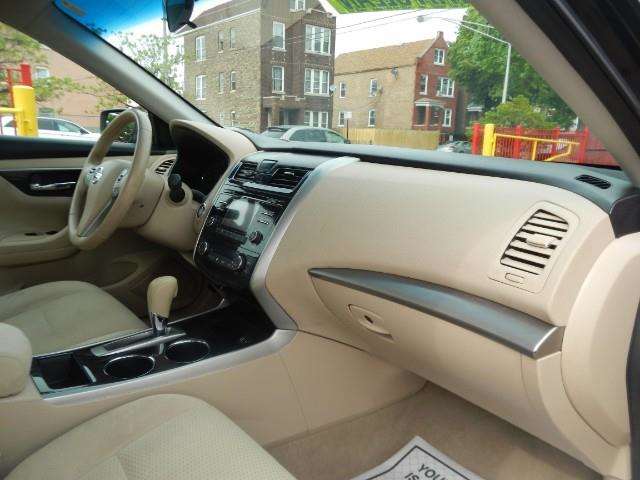 Nissan Altima 2014 photo 32